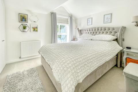 3 Evergreen Close, Poole, BH16 5FL
