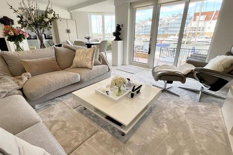 3 bedroom apartment for sale - Moriconium Quay, Poole BH15