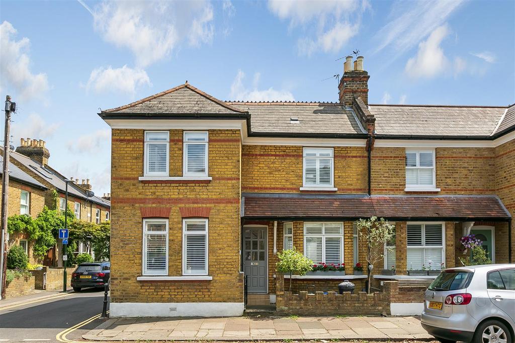 Somerset Road, Teddington 2 bed end of terrace house for sale £830,000