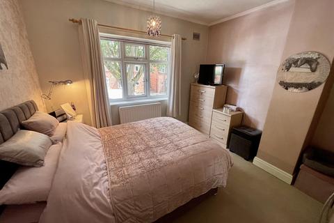 37 Westgate Crescent, Darlington, DL3 0SY