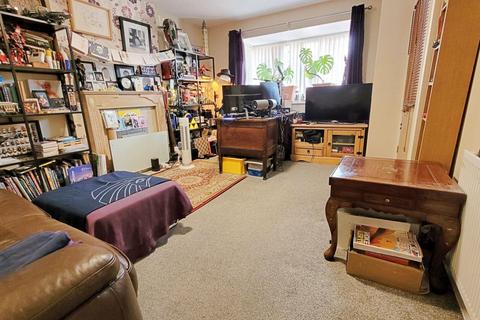 12 Aldersgate, Kingsbury, Tamworth, B78 2PF