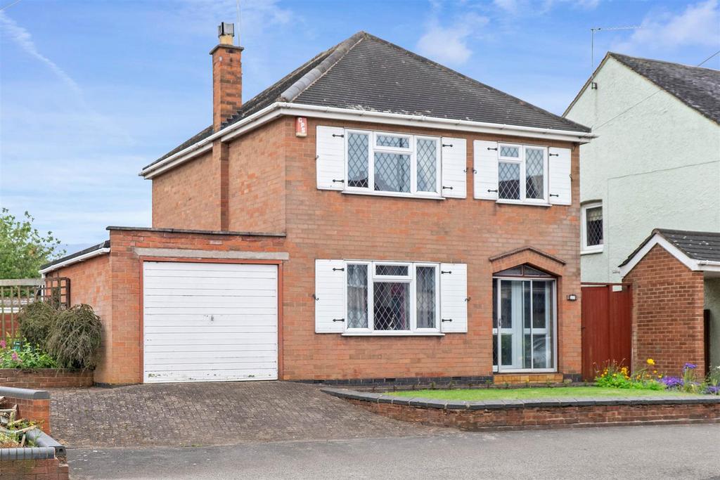 Heath End Road, Stockingford, Nuneaton 3 bed detached house for sale