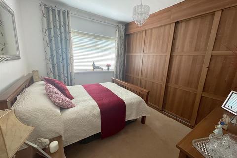 2 bedroom semi-detached bungalow for sale - Manor Way, Neath