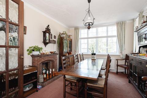 34 Garrard Road, Banstead, SM7 2ER