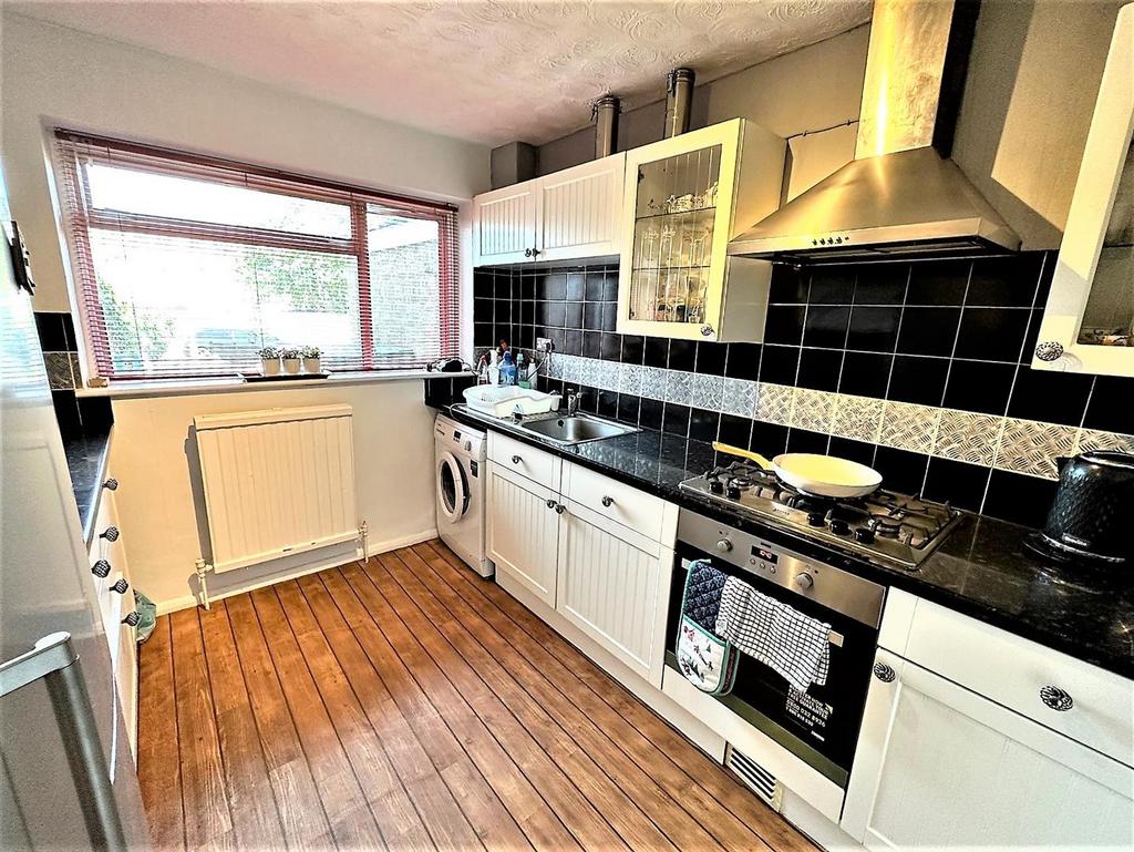Tandridge Drive, Orpington 3 bed house for sale £515,000
