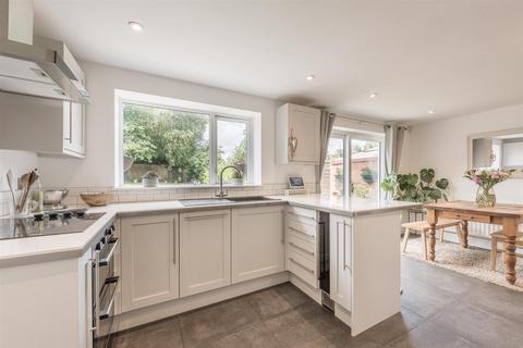 51 Fowler Road, Sutton Coldfield, B75 7LN