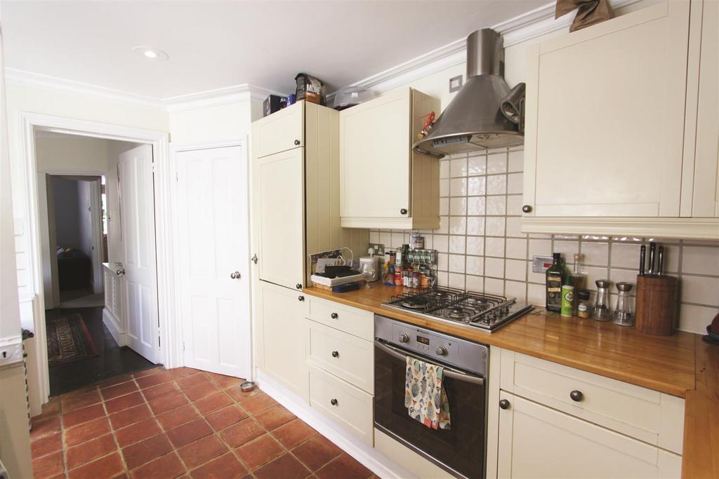Kitchen - 4.jpg