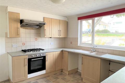 4 bedroom semi-detached house for sale, Roslyn Close, St. Austell