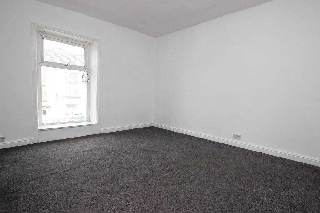 BEDROOM.jpg