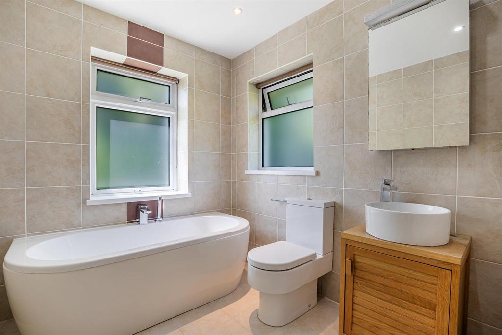 A14 - Fir Tree Lodge South Brent - 230608.jpg