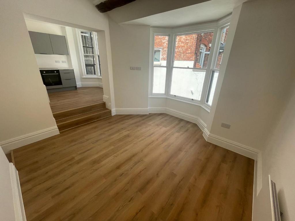 Tabley Mews, Altrincham 2 bed house £1,475 pcm (£340 pw)