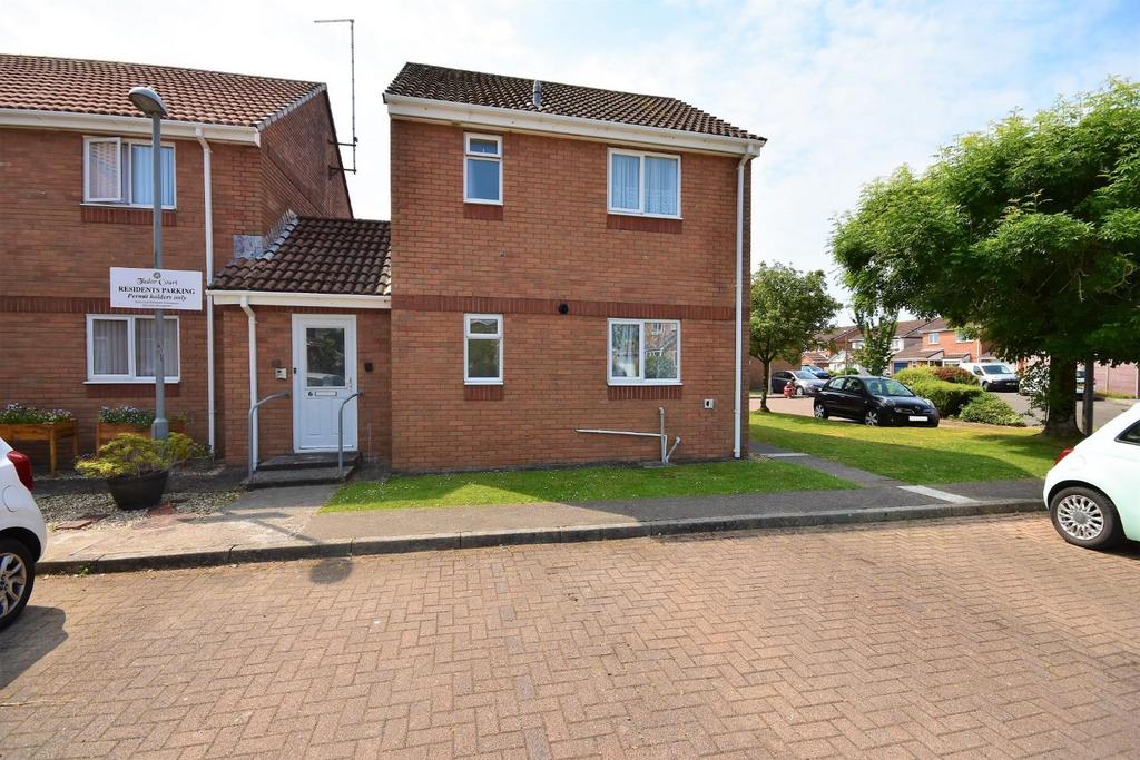 Tudor Court, Murton, Swansea 2 bed semidetached house for sale £99,500
