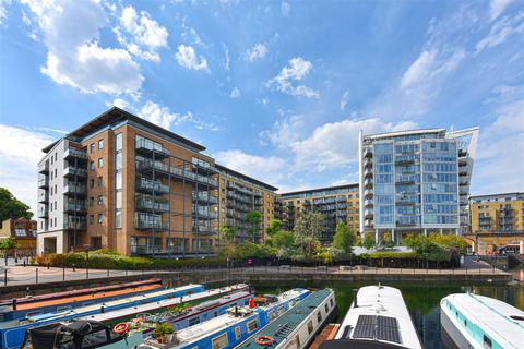 2 bedroom apartment for sale, Berglen Court, Limehouse, E14