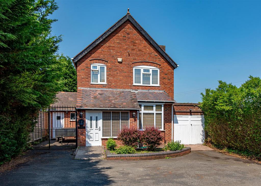 Heimat, Holyhead Road, Albrighton 3 bed detached house for sale £535,000