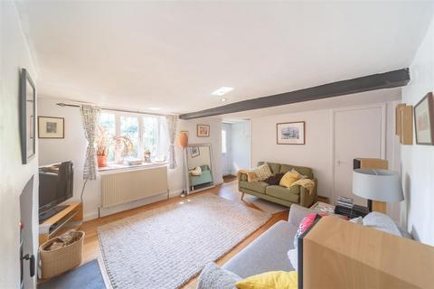 Spring Cottage, 15 Glaston Road, Bisbrooke, Oakham, LE15 9EN