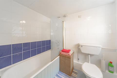 Spring Cottage, 15 Glaston Road, Bisbrooke, Oakham, LE15 9EN