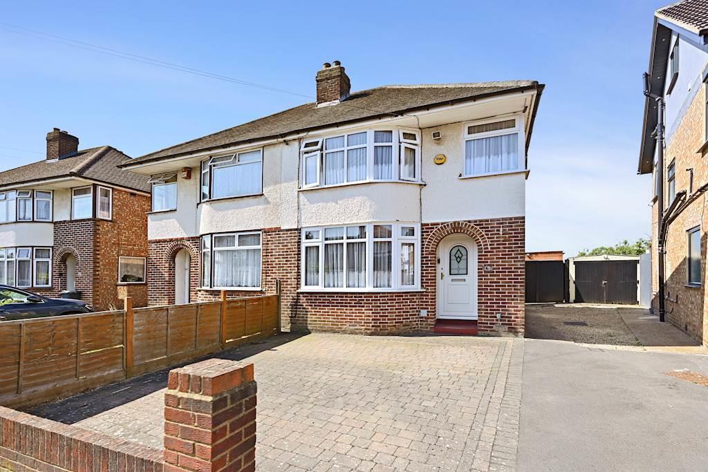 FOH Cassiobury Avenue.JPG