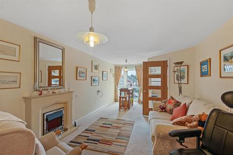 1 bedroom apartment for sale, Somers Brook Court, Newport, Isle of Wight, PO30 5UN