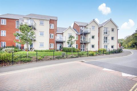 1 bedroom apartment for sale, Somers Brook Court, Newport, Isle of Wight, PO30 5UN