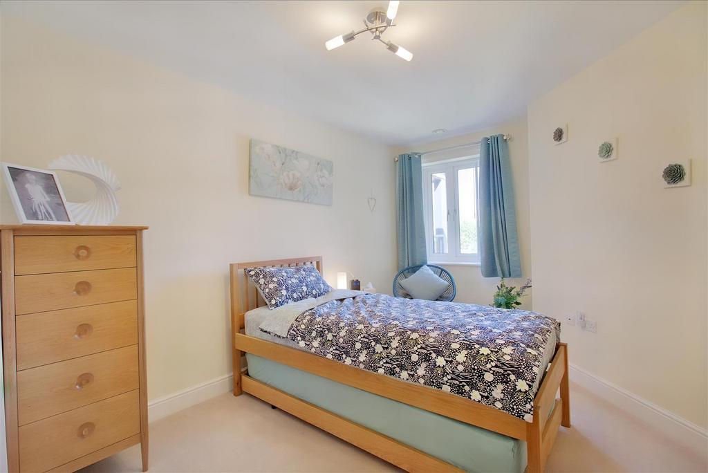 8553777-interior01.JPG