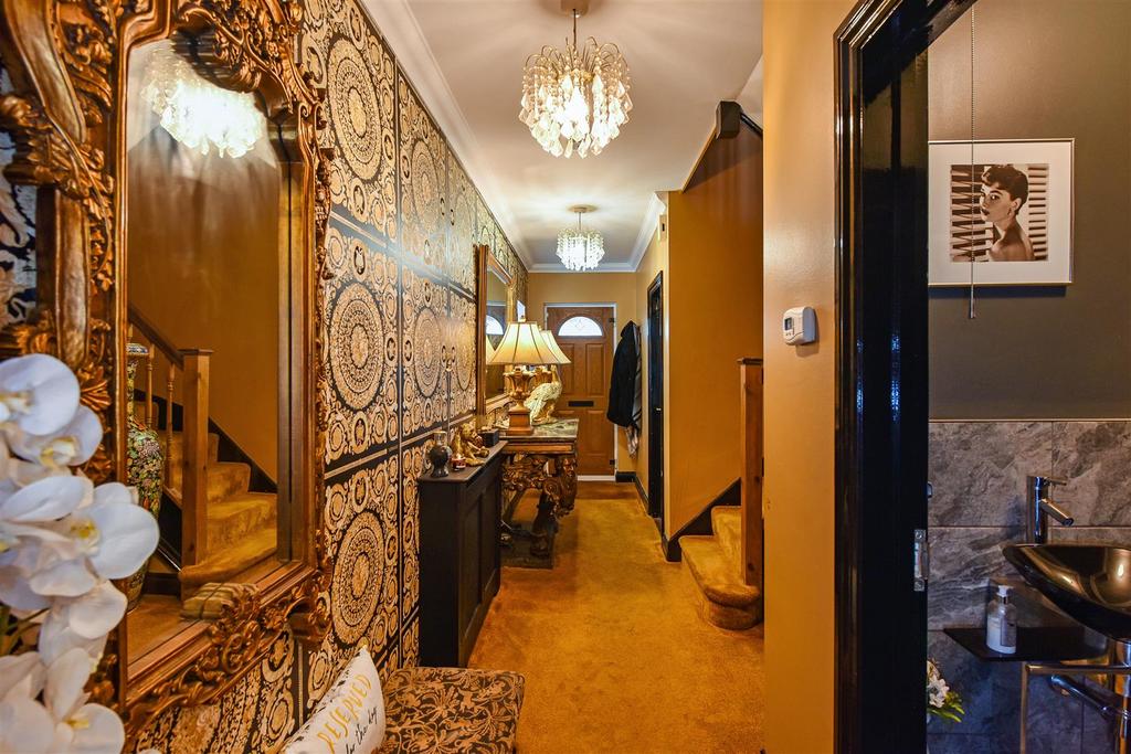 Hall to stairs &amp; door.jpg