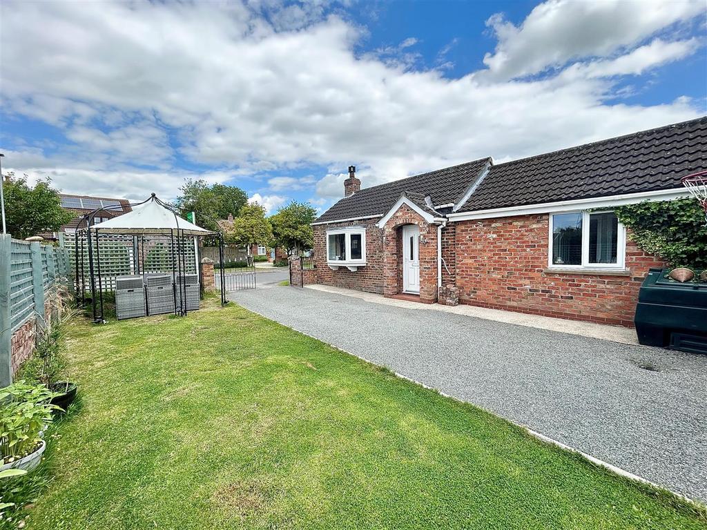 North End, Seaton Ross, York 3 bed detached bungalow for sale £230,000