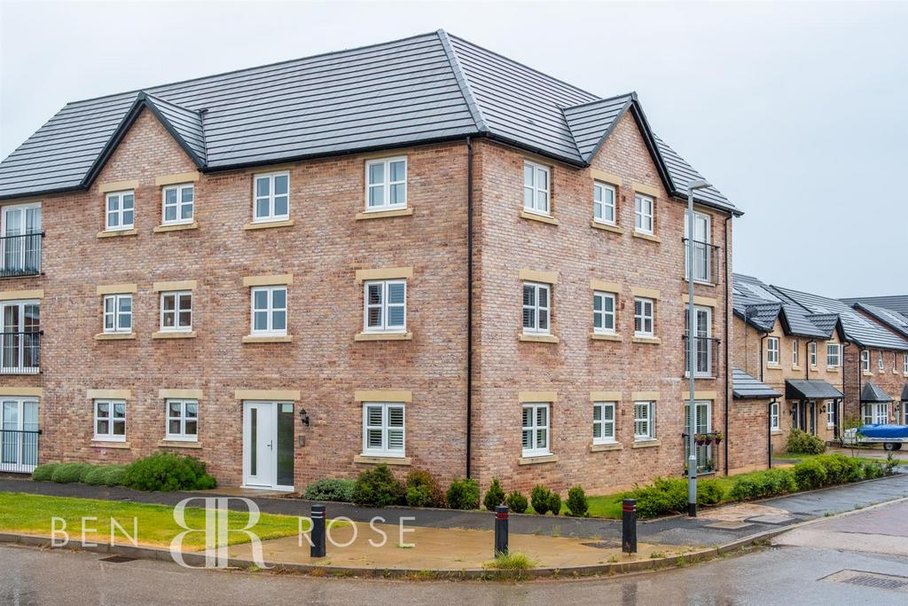 Copper Beech Lane, Cottam, Preston 2 bed apartment £105,000