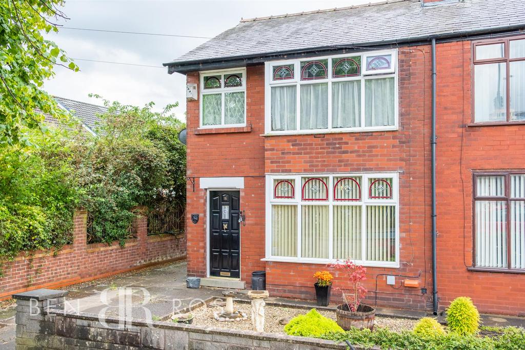 Cottage Lane, Bamber Bridge, Preston 3 bed semidetached house for sale £194,950