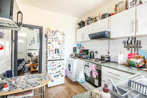 28 Frederick Street, Wombwell, Barnsley, S73 8JY