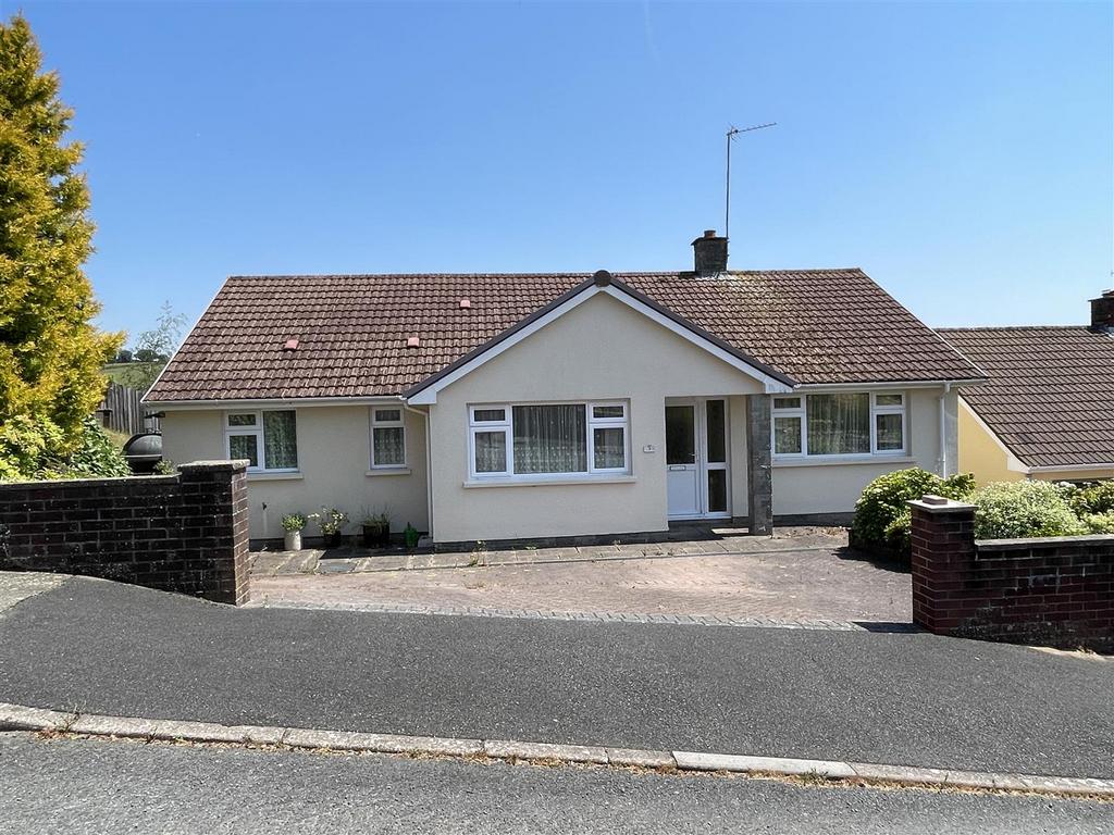 North Molton 2 bed bungalow for sale £365,000