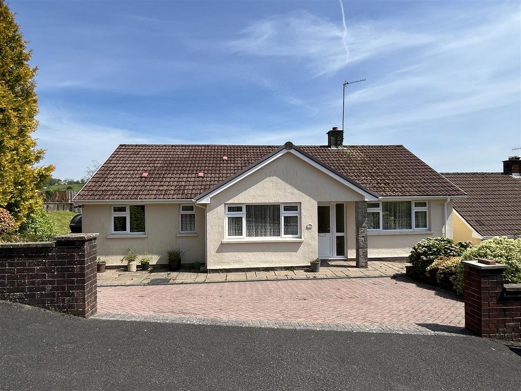 North Molton 2 bed bungalow for sale £330,000