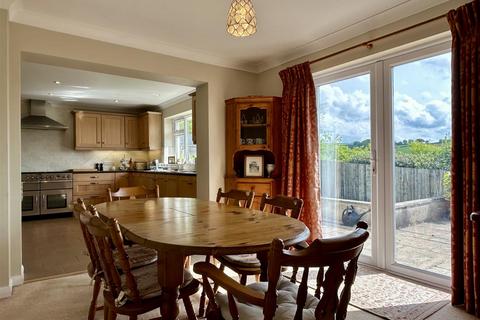 3 Broad Close, North Molton, South Molton, EX36 3JD