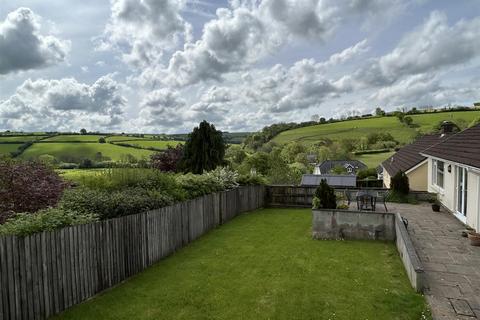 3 Broad Close, North Molton, South Molton, EX36 3JD