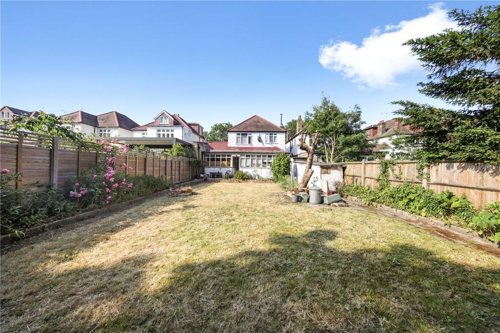 Popes Lane, Ealing, W5 4 bed detached house for sale £950,000