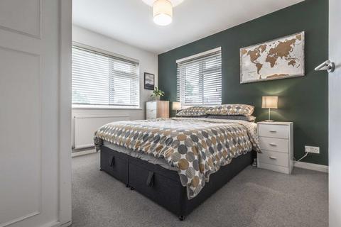 1 Chilston Close, Tunbridge Wells, TN4 9LS