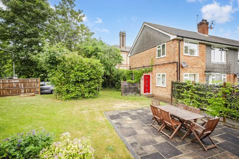 1 Chilston Close, Tunbridge Wells, TN4 9LS