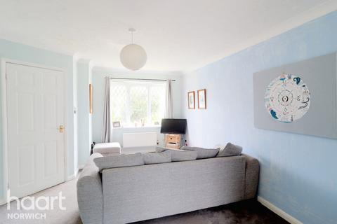 2 Coleman Close, Drayton, Norwich, NR8 6BG