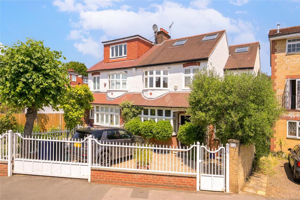 Southfield Road, Chiswick, London, W4 5 bed semidetached house for