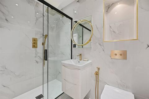 7 Heathside Close, Northwood, HA6 2EQ