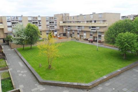 3 bedroom flat for sale, Waterloo Walk, washington, Washington, Tyne and Wear, NE37 3EN