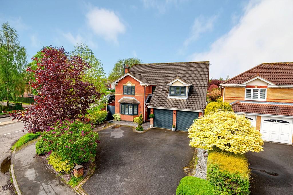 Featherbed Lane, AshbydelaZouch LE65 4 bed detached house for sale