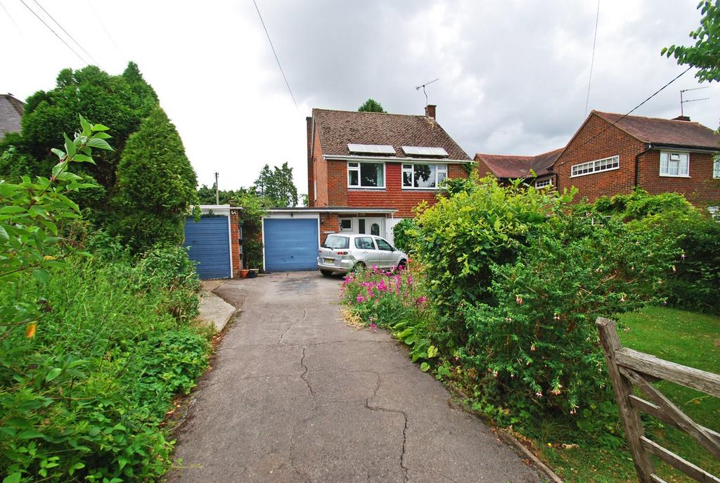 Coleshill Lane, Winchmore Hill, Buckinghamshire, HP7 3 bed detached