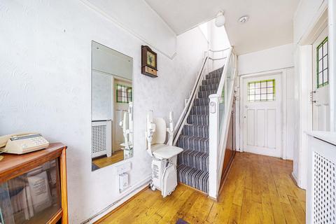 201 Woodmansterne Road, London, SW16 5TY