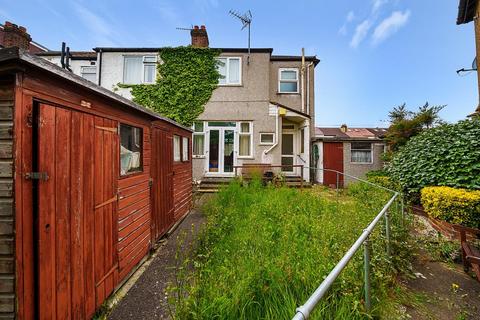 201 Woodmansterne Road, London, SW16 5TY
