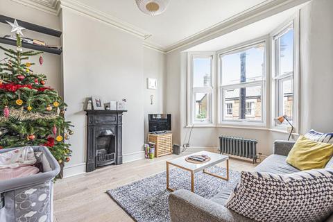 102 Third Cross Road, Twickenham, TW2 5EA