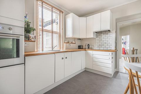 102 Third Cross Road, Twickenham, TW2 5EA