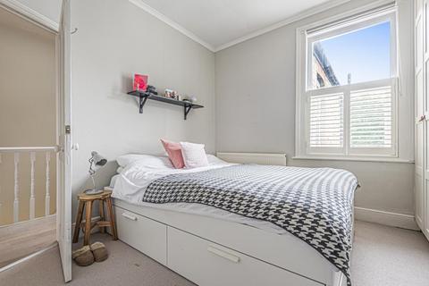 102 Third Cross Road, Twickenham, TW2 5EA