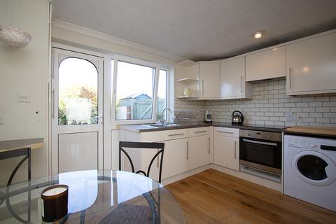 2 bedroom property for sale - 4 Richmond Court, Rue Mahaut, St Saviour's, Guernsey, GY7