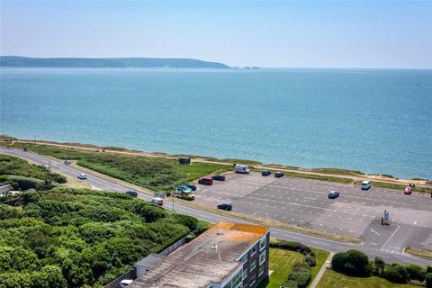 2 bedroom apartment for sale, Cliff Road, Milford on Sea, Lymington, Hampshire, SO41