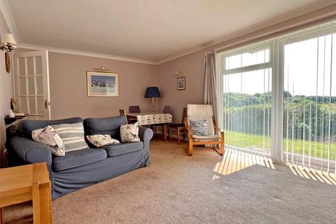 2 bedroom apartment for sale, Cliff Road, Milford on Sea, Lymington, Hampshire, SO41